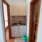Penava, Private Beach, Pool And 7min To * Trogir