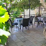Penava, Private Beach, Pool And 7min To