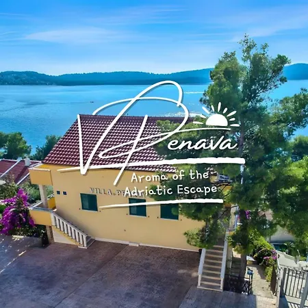 Penava, Private Beach, Pool And 7min To Trogir