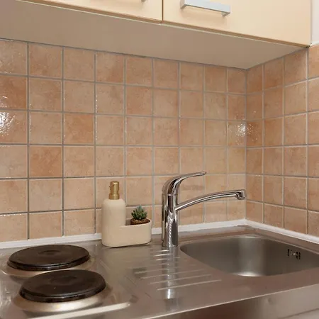 Apartment Penava, Private Beach, Pool And 7min To *
