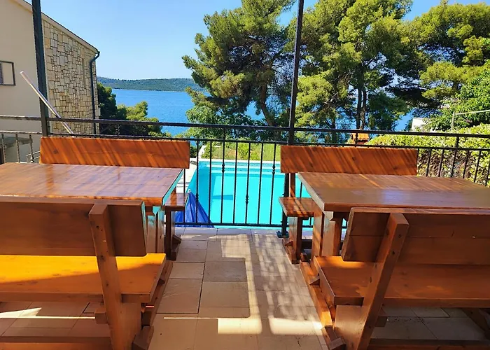 Lejlighed Penava, Private Beach, Pool And 7min To *