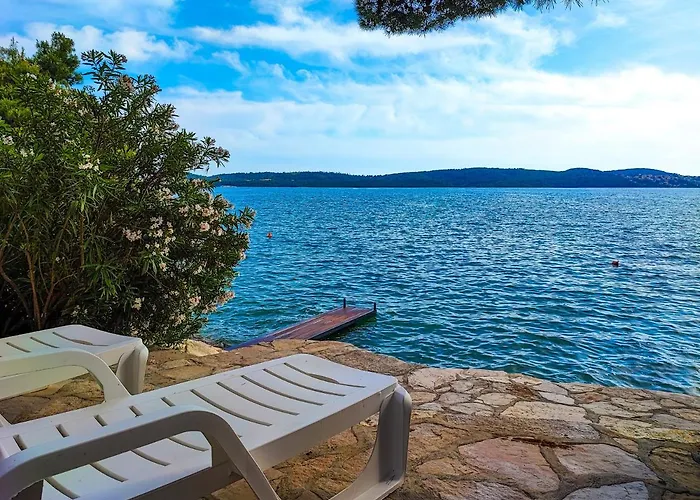 Lejlighed Penava, Private Beach, Pool And 7min To *