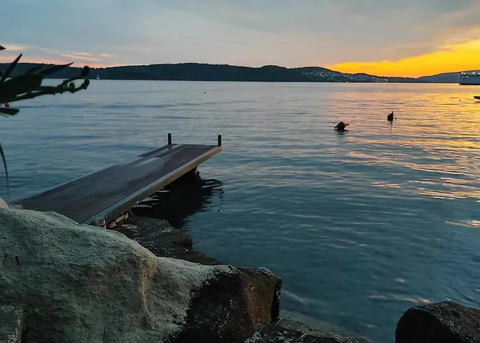 Penava, Private Beach, Pool And 7min To *