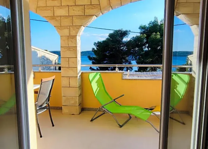 Lejlighed Penava, Private Beach, Pool And 7min To *