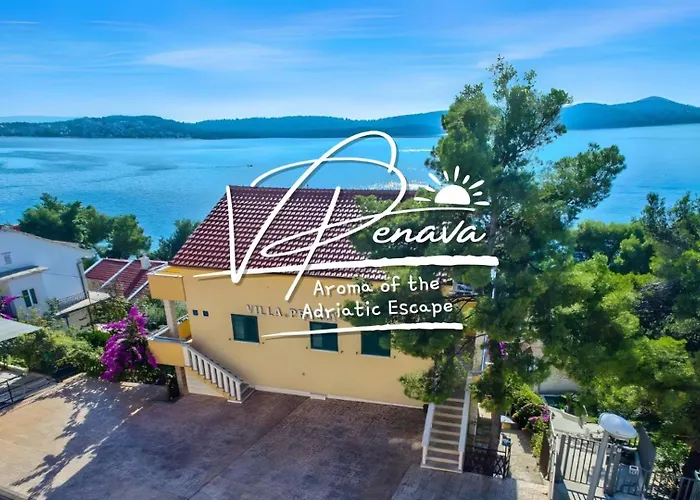 Penava, Private Beach, Pool And 7min To Trogir