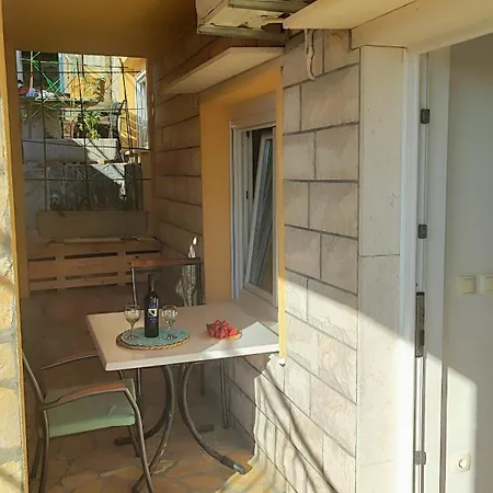 Penava, Private Beach, Pool And 7min To * Трогир