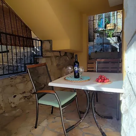 Penava, Private Beach, Pool And 7min To *